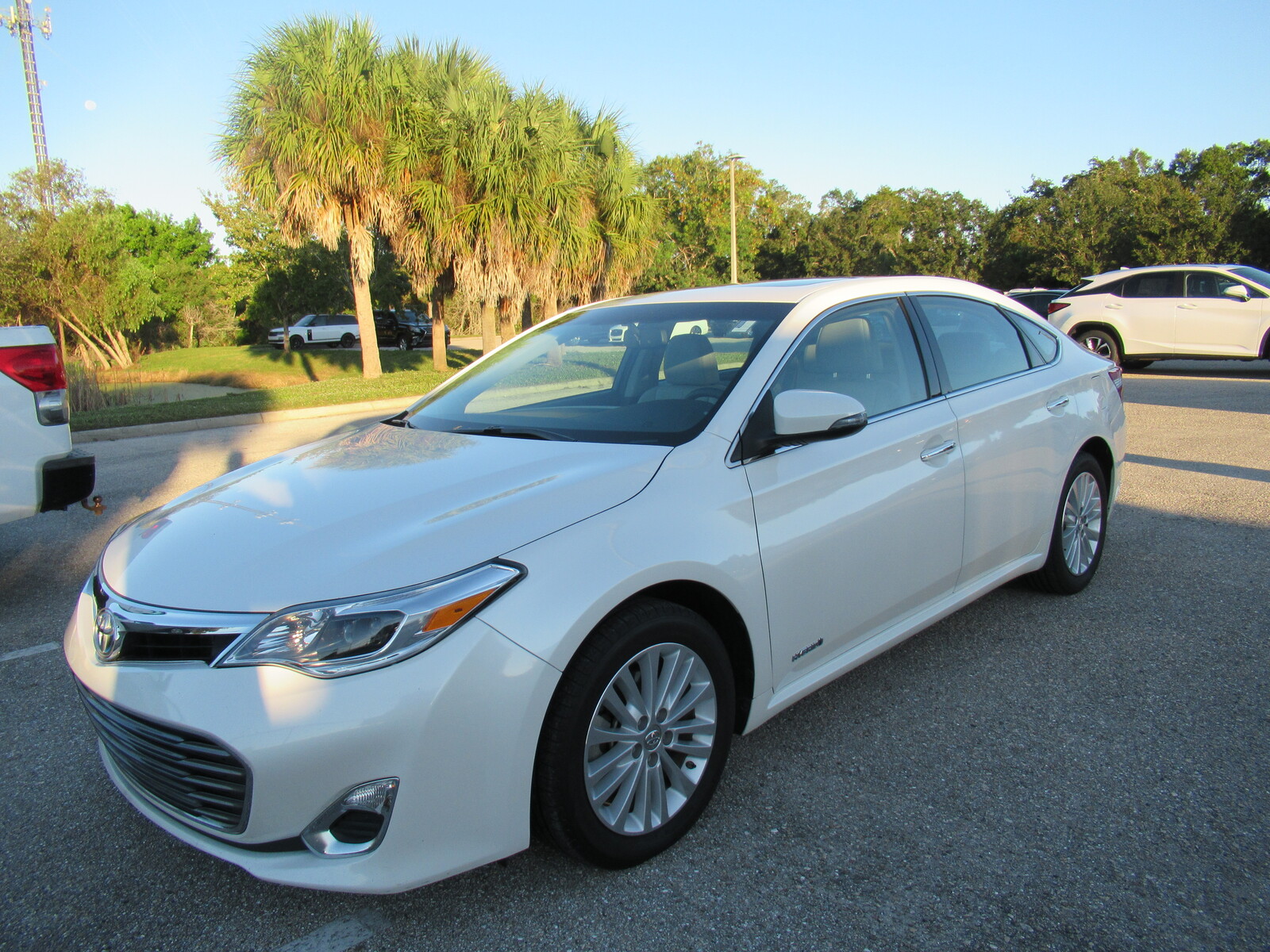 Pre-Owned 2014 Toyota Avalon Hybrid XLE Premium 4dr Car in Sarasota # ...