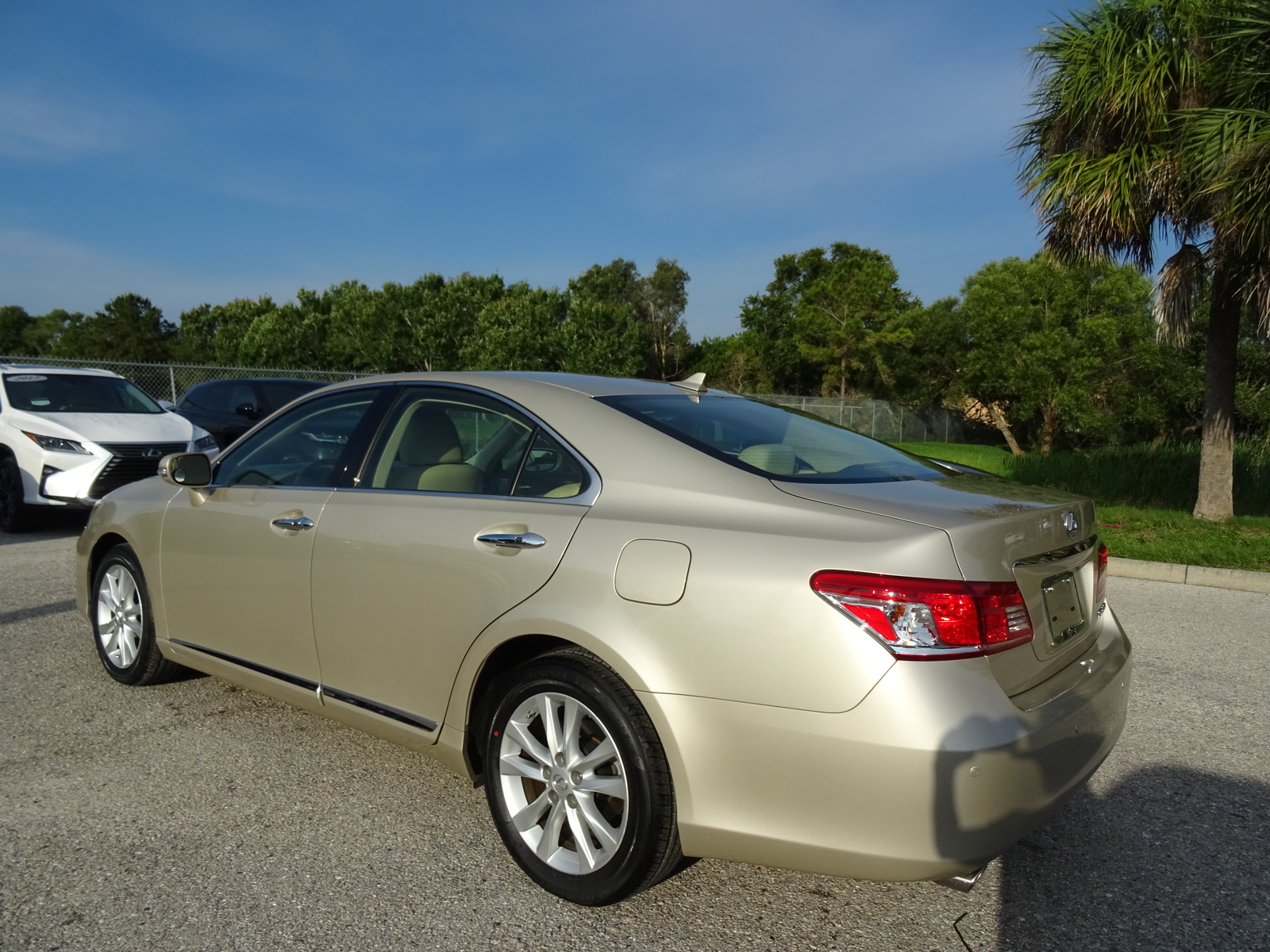 Lexus es 350 2011