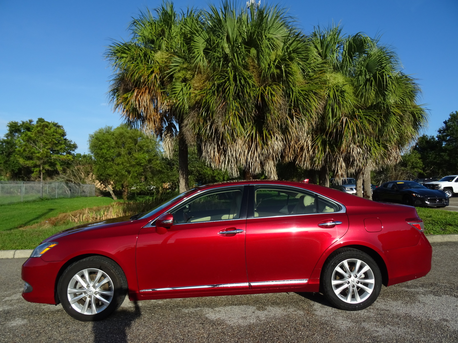 Lexus es 2011