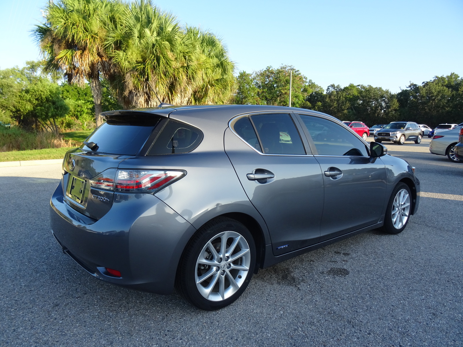 Lexus ct200h 2013